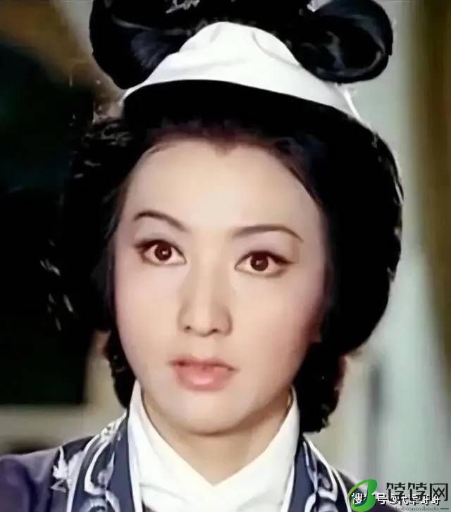 出生于名门望族，出道即巅峰，父亲却不支持她，终生不看她的戏-月光资讯网