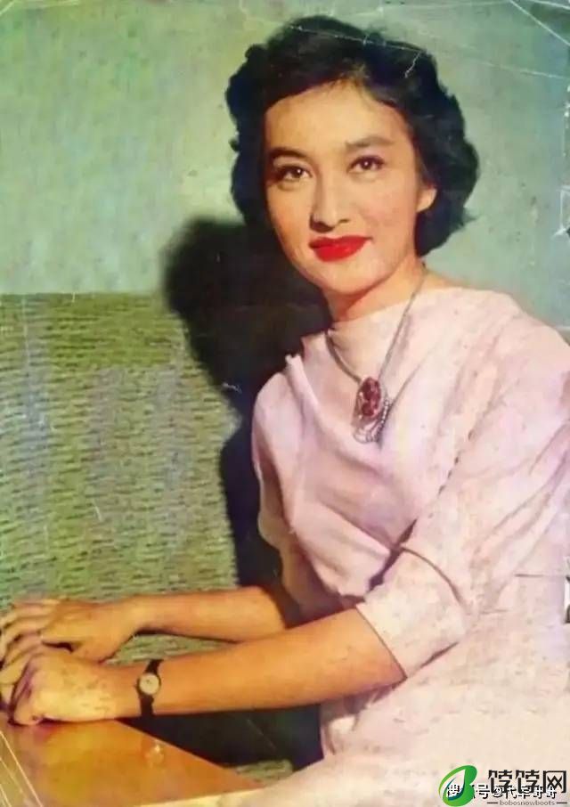 出生于名门望族，出道即巅峰，父亲却不支持她，终生不看她的戏-月光资讯网