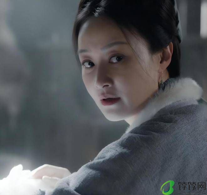 演包惜弱的何晴天仙下凡，李司棋画错妆，她让人想笑-月光资讯网