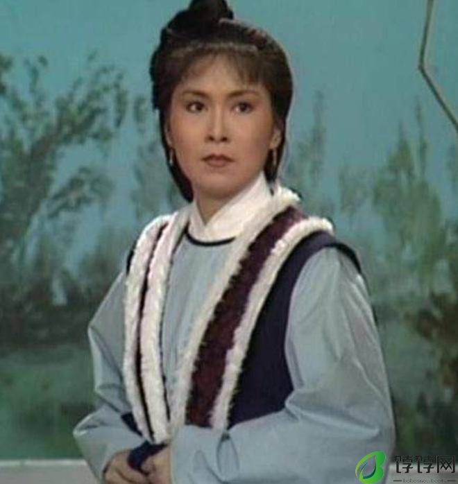 演包惜弱的何晴天仙下凡，李司棋画错妆，她让人想笑-月光资讯网