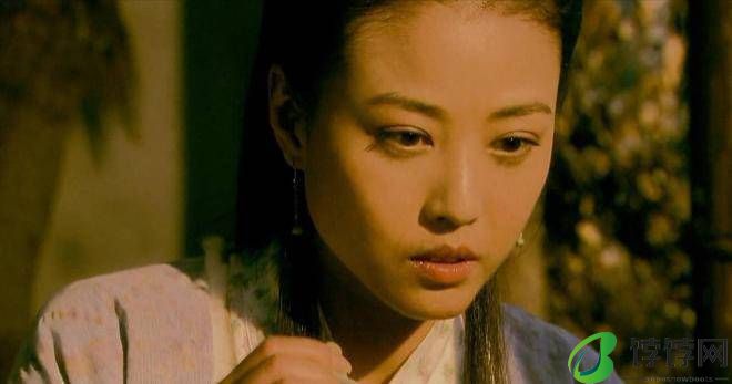 演包惜弱的何晴天仙下凡，李司棋画错妆，她让人想笑-月光资讯网