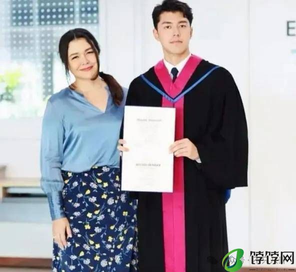 这么甜的小情侣，一起旅游后就火速分手了？-月光资讯网