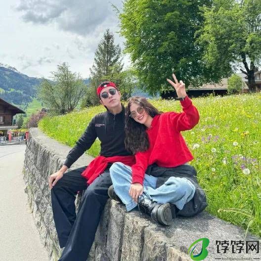 这么甜的小情侣，一起旅游后就火速分手了？-月光资讯网