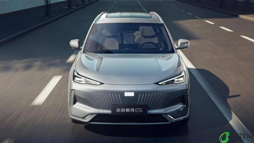 银河E5：怎么去追销量一哥？