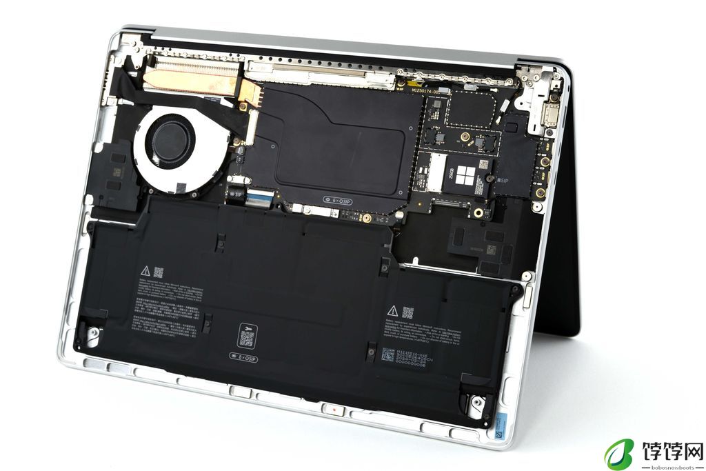 从 0 到 8，微软打造最易维修 Surface：用户在家也能轻松搞定全新 Surface Laptop 第 7 版/ Pro 第 11 版