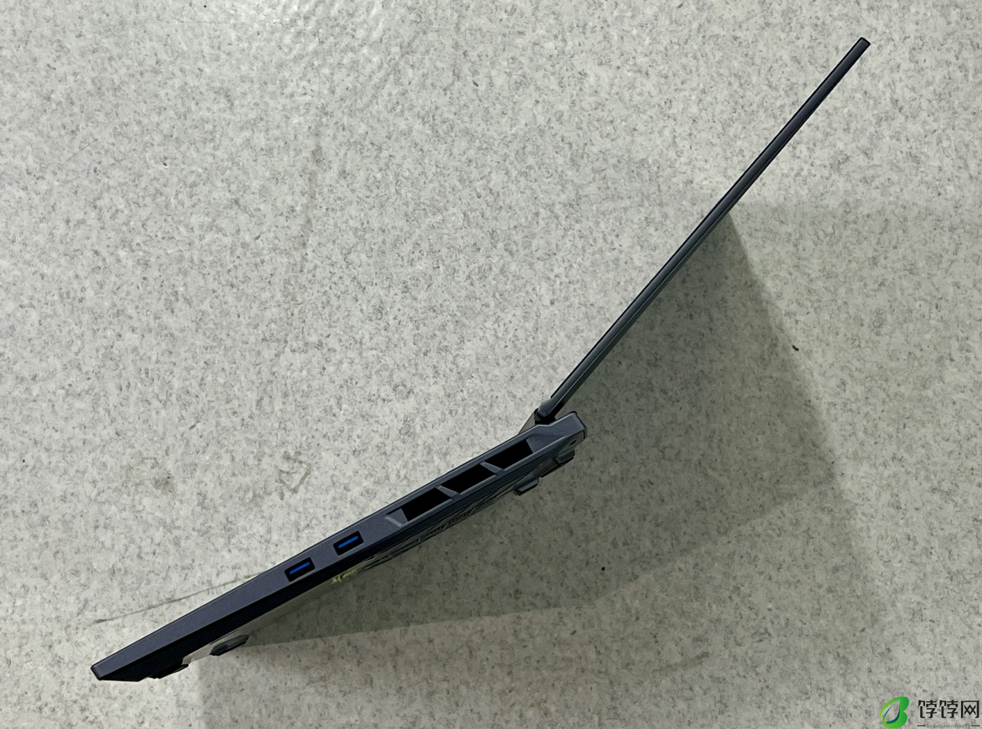 机械革命极光 X 游戏本官宣：全新模具，至高 i7-14650HX + RTX 4070