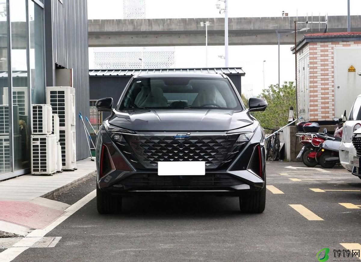 比合资更懂国人的国产SUV,欧尚Z6销量不低,产品力不错