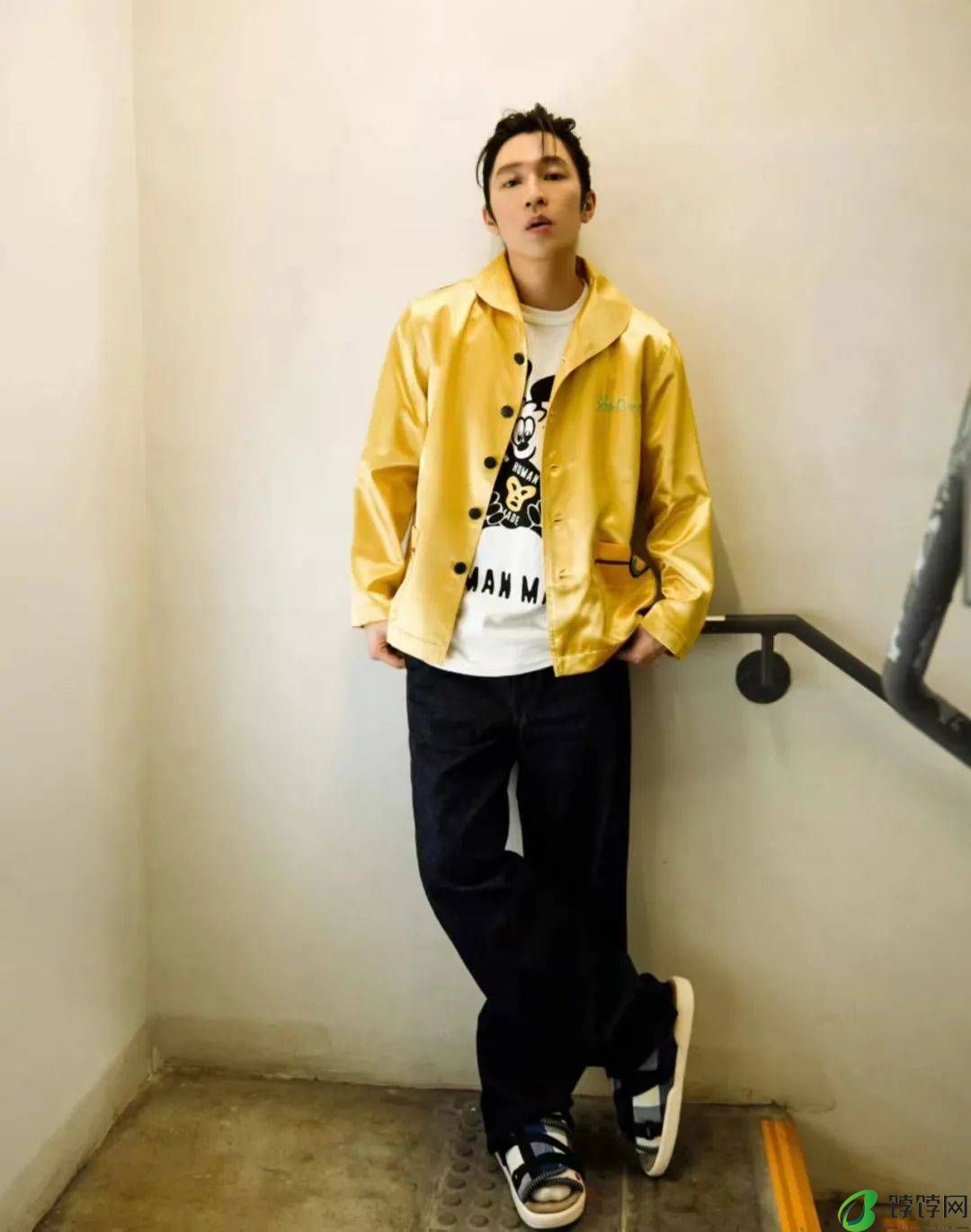 34岁知名男星翻车，怼粉丝语气狂妄，曾合作金晨张艺兴-月光资讯网