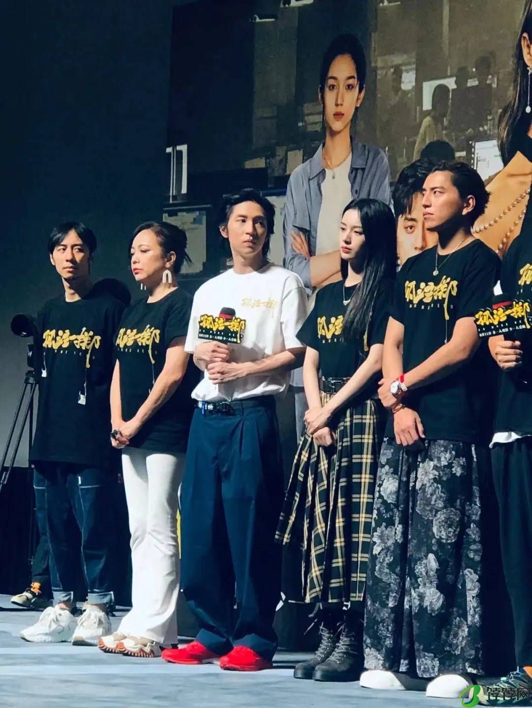 34岁知名男星翻车，怼粉丝语气狂妄，曾合作金晨张艺兴-月光资讯网