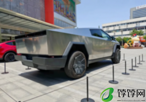 交付半年,特斯拉Cybertruck全部召回,涉及这项安全隐患!