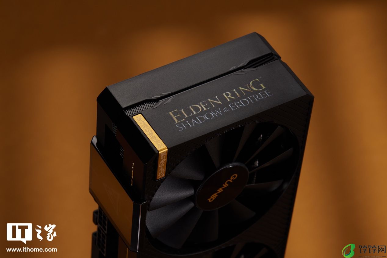 蓝戟 A770 Photon 16G OC X 艾尔登法环 DLC 联名款显卡开箱:暗黑涂装,“环味”十足