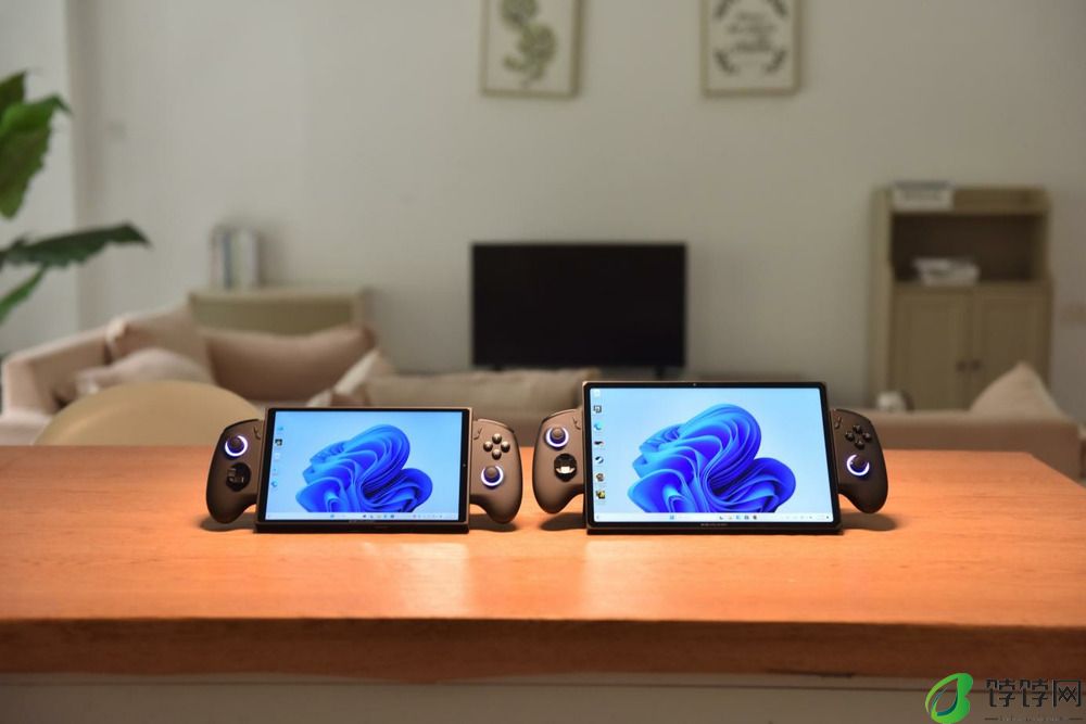 OneXPlayer召开夏季新品发布会，三合一PC壹号游侠X1 mini亮相