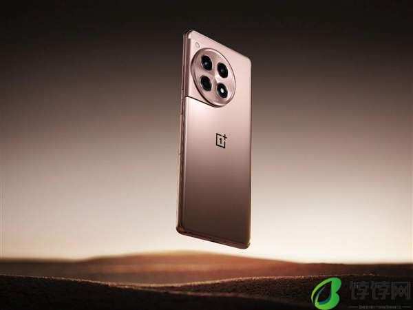 一加ace3pro曝光 金属中框+3D陶瓷机身