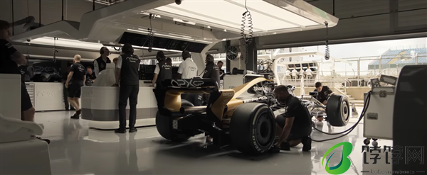 苹果打造！电影《F1》首支预告片发布：大量真实赛场实拍！