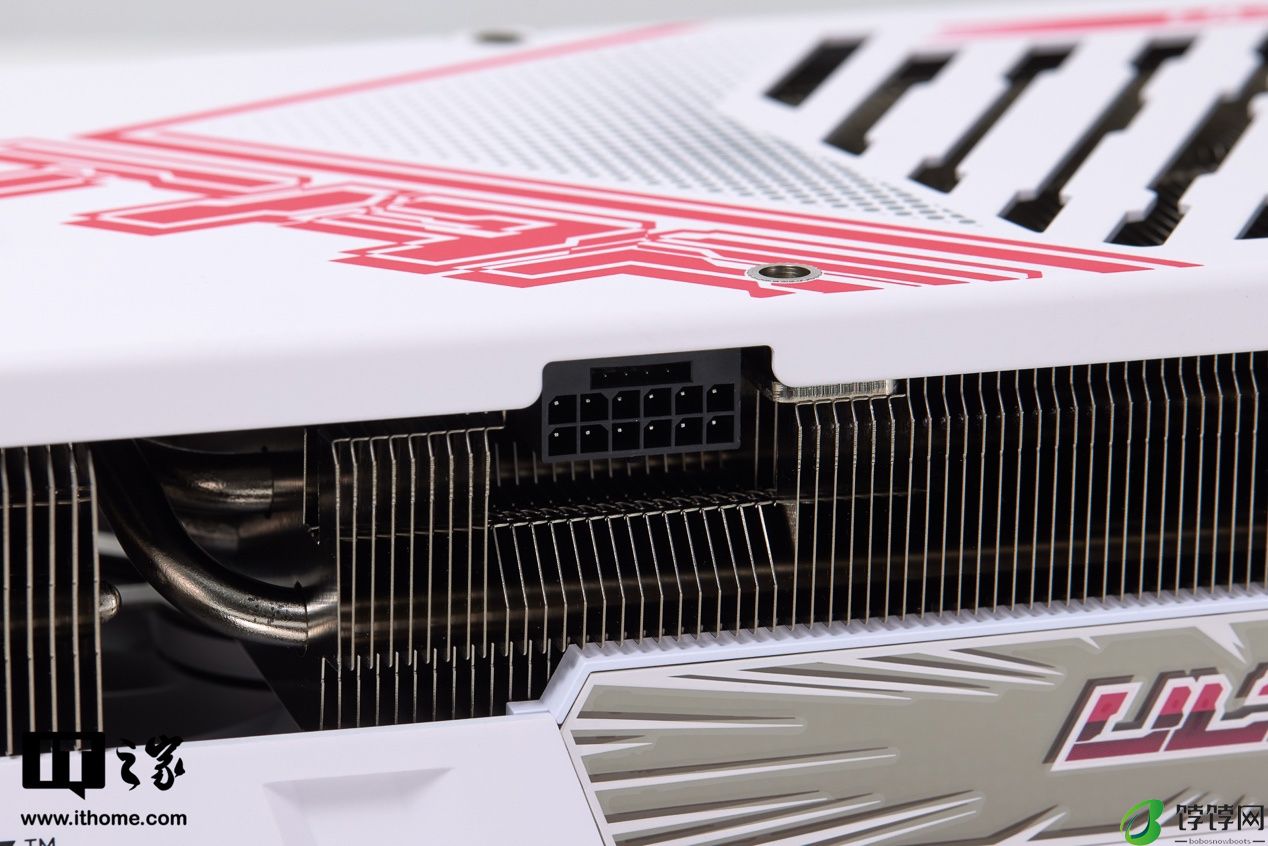 iGame GeForce RTX 4070 Ti SUPER Ultra W OC 16GB 显卡评测：2K 极致游戏体验