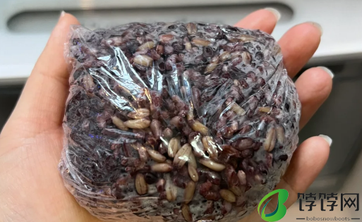 三色糙米加糯米热量高吗2