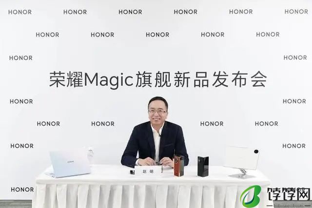对话荣耀CEO赵明：科技创新需要不断寻求突破