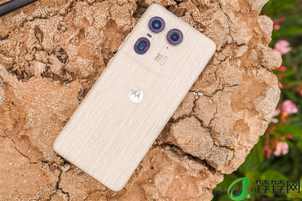 moto X50 Ultra价格3999元起