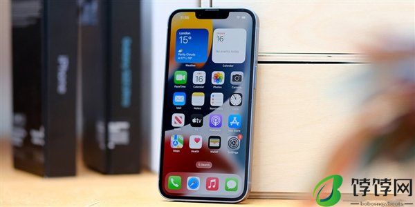 iPhone SE 4前瞻：放弃LCD屏 价格要上涨