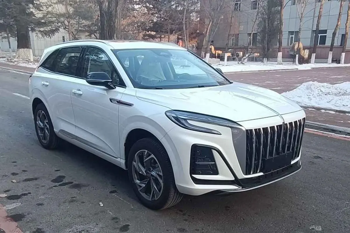 紧凑型SUV 红旗HS3 PHEV将于8月上市