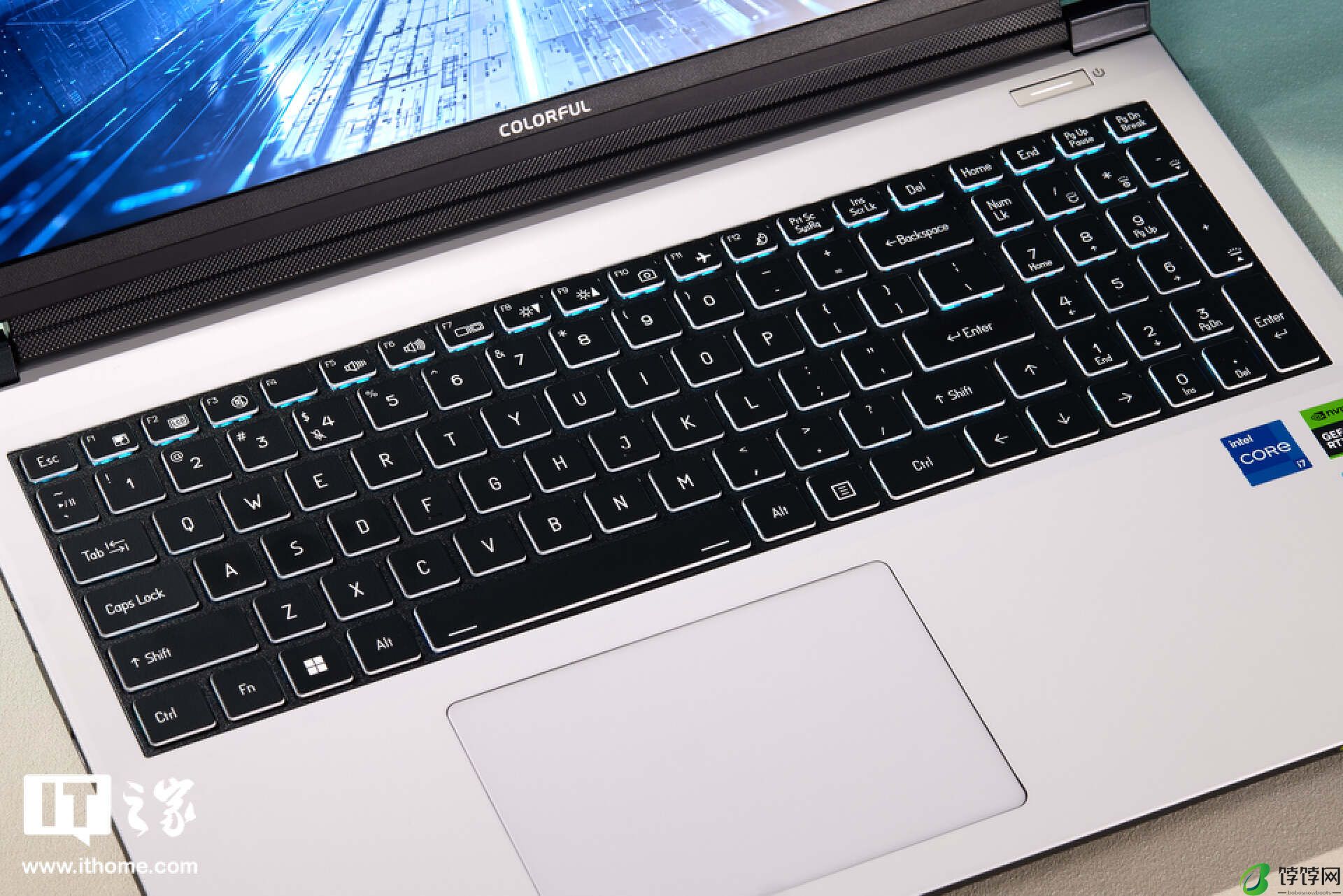 7K 出头拿下 i7-13650HX + RTX4070：七彩虹隐星 P16 TA 24 游戏本评测