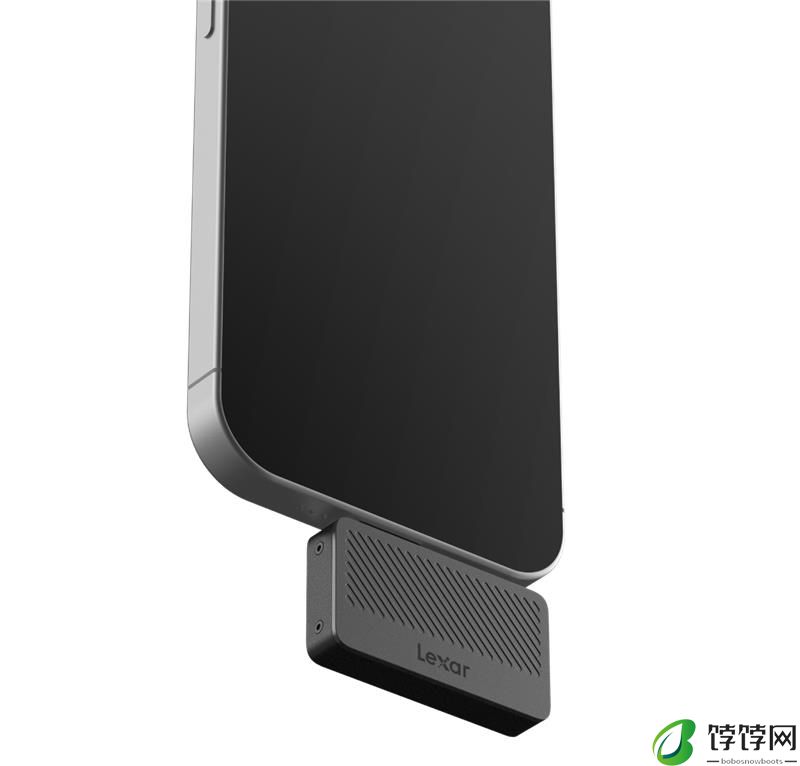 Lexar 雷克沙推出 PRO WORKFLOW 读卡器底座与多款存储产品，包括 SD 卡、CF 卡与便携 SSD