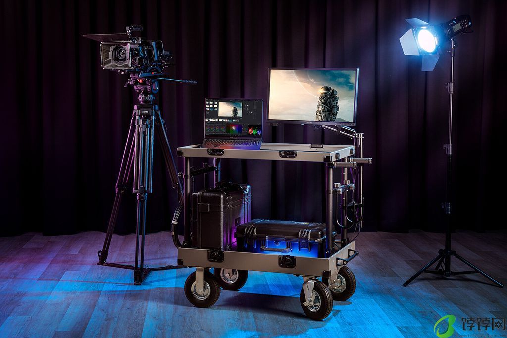 号称全球首款 8K Mini LED 专业显示器，华硕将推 ProArt Display PA32KCX