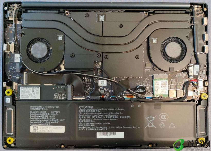 七彩虹源 N14 全能本 AI PC 评测：轻薄高性能，AI 能力抢眼