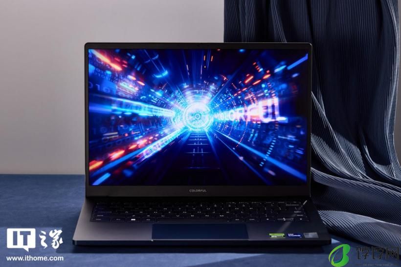 七彩虹源 N14 全能本 AI PC 评测：轻薄高性能，AI 能力抢眼