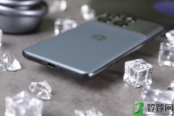  全新 NIO Phone 上手体验：家族式设计 依旧熟悉的纯净 