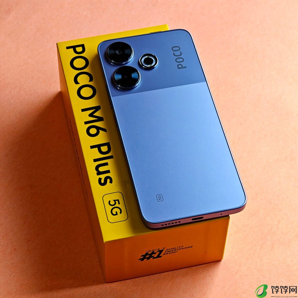 8 月 1 日发布,小米 POCO M6 Plus 5G 手机以及 POCO Buds X1 耳机实物照曝光