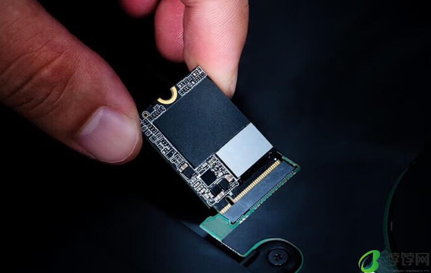威刚 XPG 翼龙 S55 M.2 2230 固态硬盘上市，最高 2TB 定价 1529 元