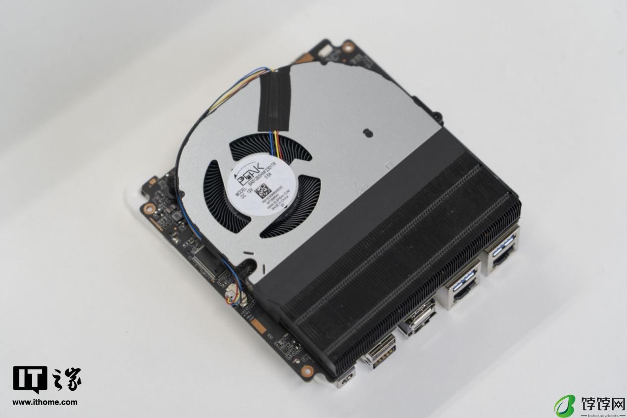 双硬盘位双网口,机械师 Mini GTX 迷你主机体验评测