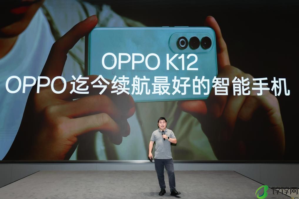 充电5分钟通话10小时， OPPO K12开启「百瓦闪充」+「超长续航」双普及时代