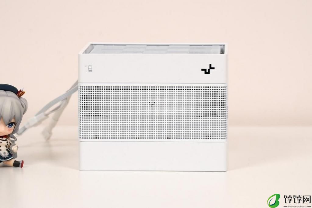  纯白便携 ITX 机箱 九州风神 CH160 试装体验 