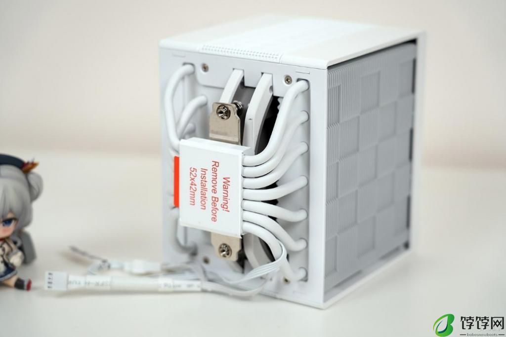  纯白便携 ITX 机箱 九州风神 CH160 试装体验 