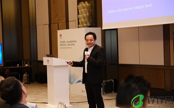 全球首个！华为发布基于R18的5G-A商用版本Apollo