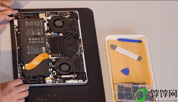  管泽元江疏影体验华为 MateBook GT 14：技术艺术完美结合 