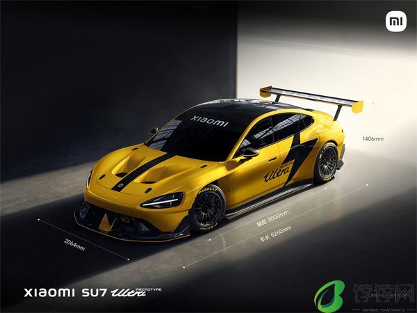 小米 SU7 Ultra银色外观照片曝光