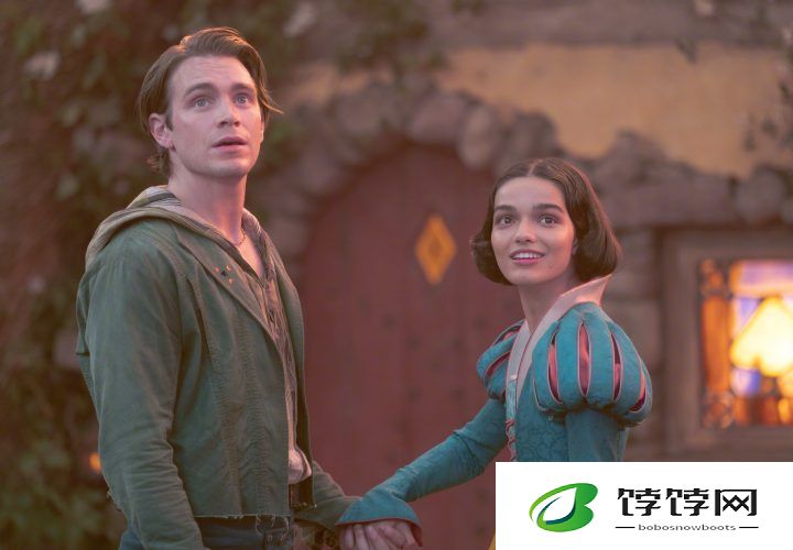 揭秘真人《白雪公主》剧照：邪恶王后、公主身高对比