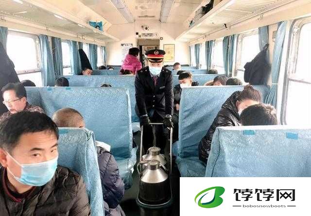 11 个人开火车的视频 56 分钟：为何它能引发全网热议