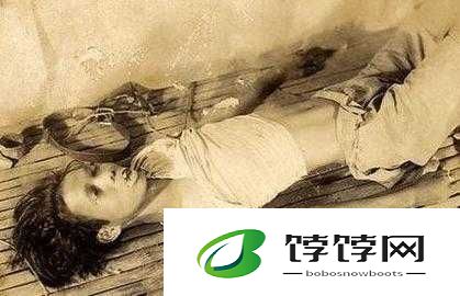 云南18岁小伙折磨50岁妇女：令人发指的恶行