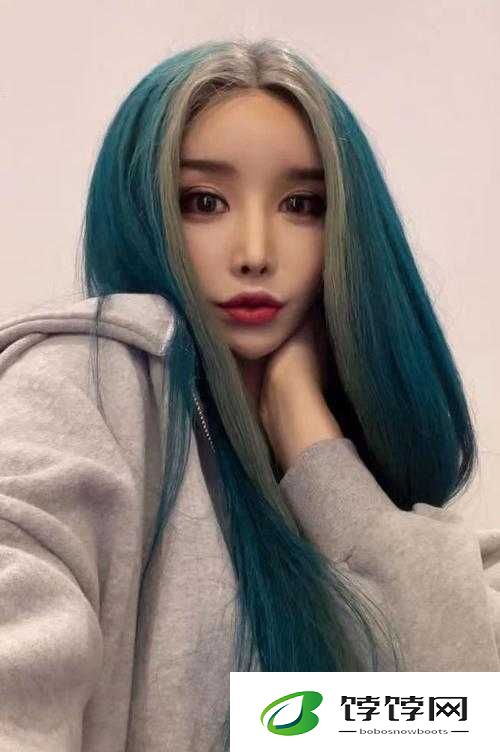 最新女人另类 Zo○Zo 变性人引发关注