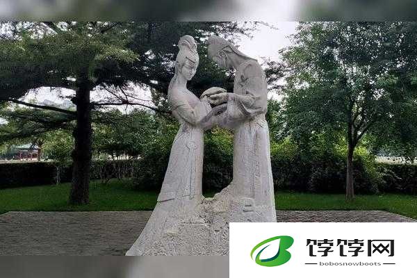 梅开二度公园当着孩子面引关注