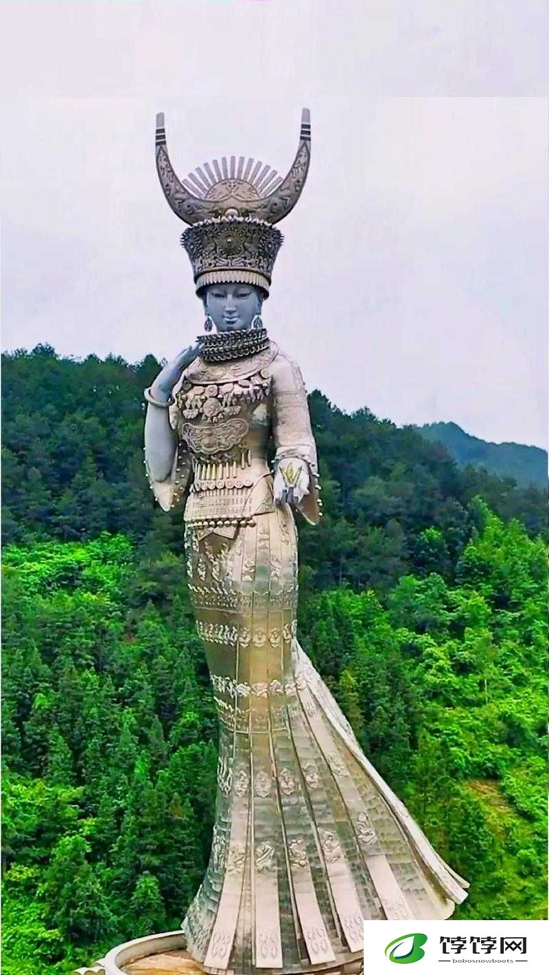 苗族梦境中的侦探传奇：神秘少女追踪与心影交织之迷径探秘