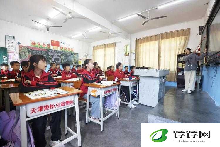 学校课桌椅 KH：优质学习的必备伙伴