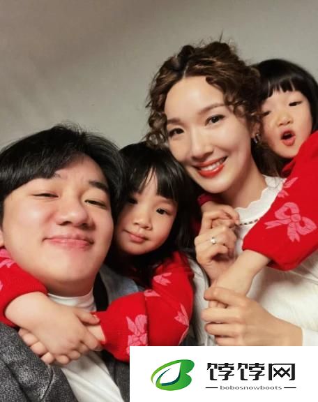 王祖蓝与老婆重返马尔代夫甜蜜庆祝结婚10周年