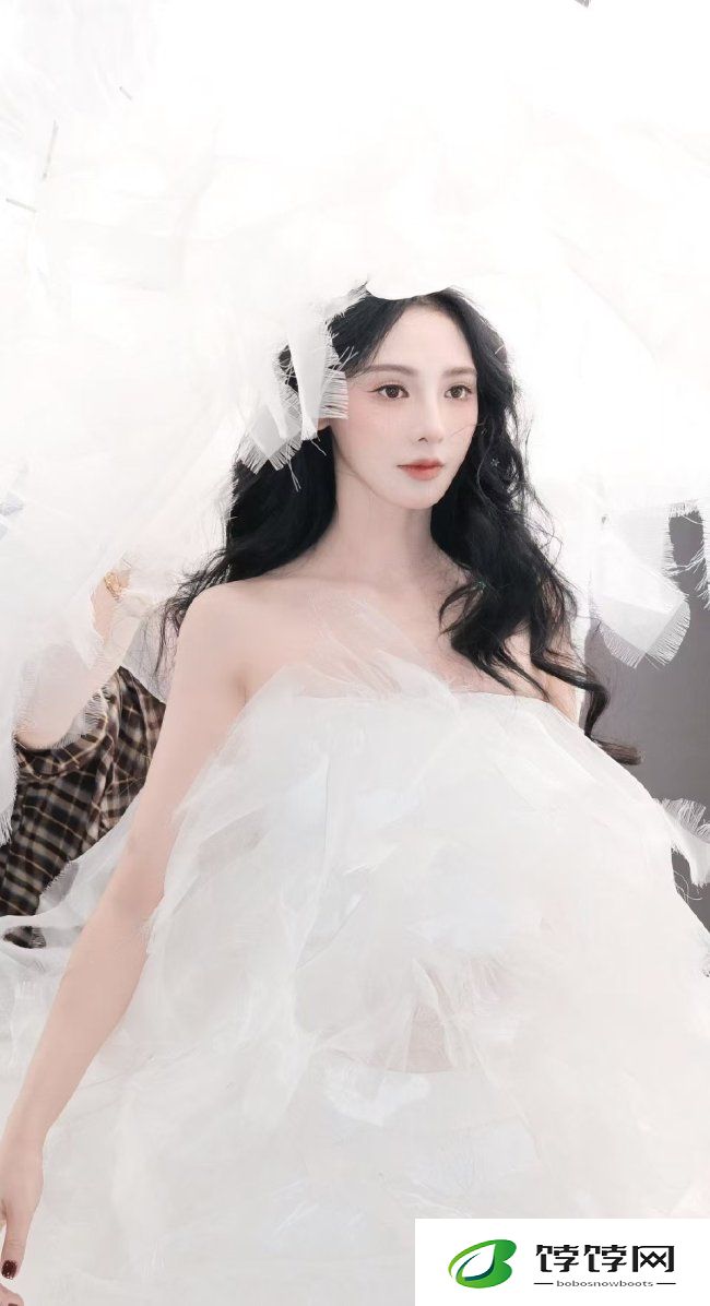 彭小苒