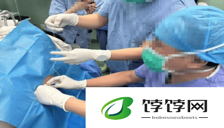 300斤孕妈背部脂肪8cm高危产子