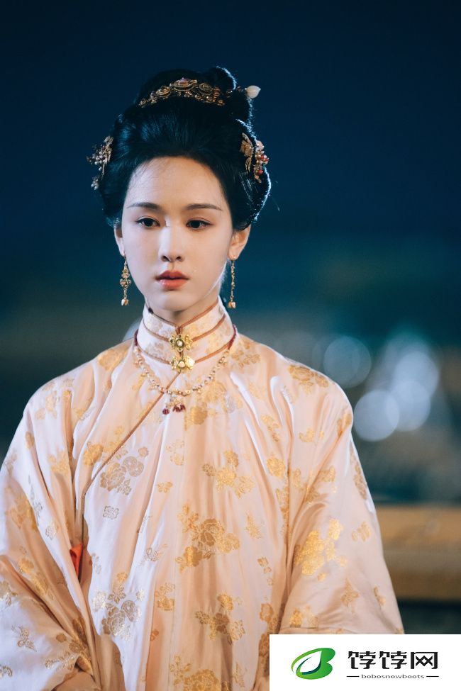 陈都灵